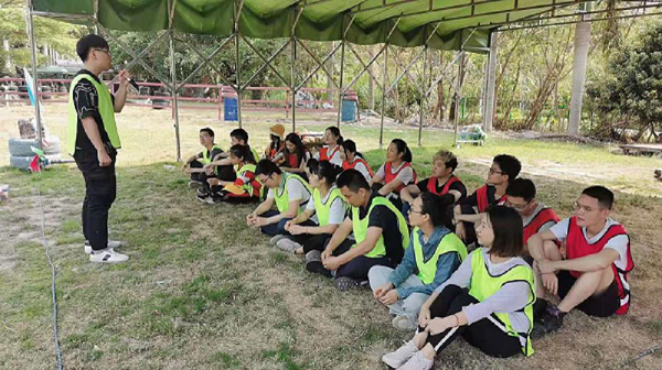 率虎狼之師,鑄精英團(tuán)隊(duì)-洋明達(dá)3月戶外拓展活動(dòng)圓滿完成(圖4) 率虎狼之師,鑄精英團(tuán)隊(duì)-洋明達(dá)3月戶外拓展活動(dòng)圓滿完成(圖4)